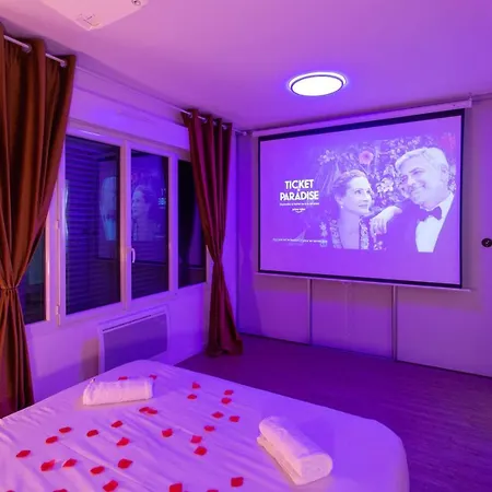 & Detente - Cinema - Parking - Gare Apartment